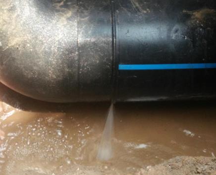 兴县楼顶渗水维修公司为大家分享下兴县卫生间漏水维修修补技术!